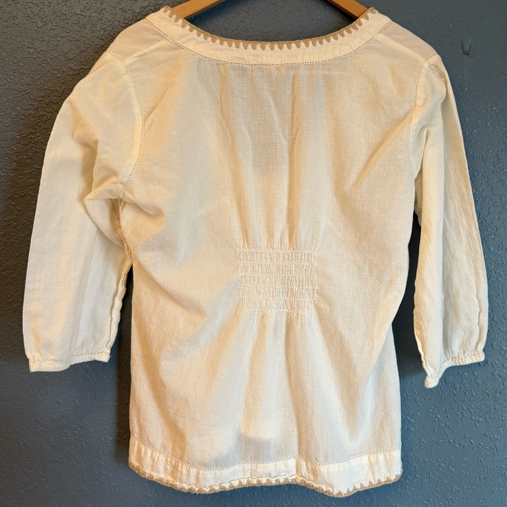 Eddie Bauer Ivory V-Neck Blouse Gauzy Cotton - Picture 4 of 5